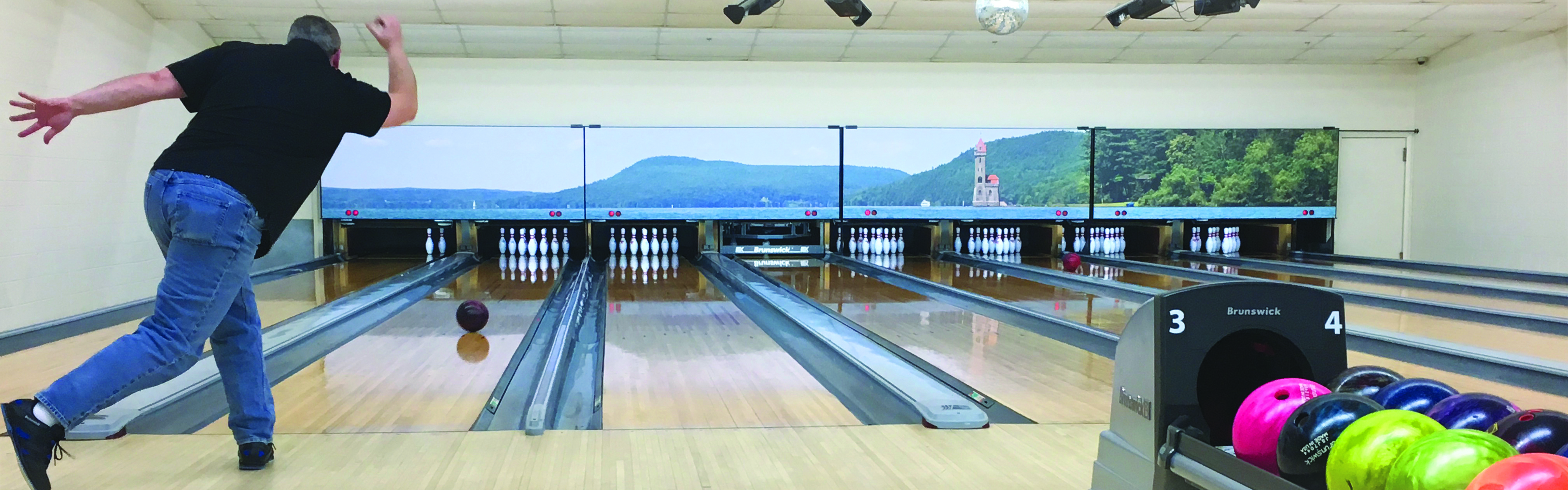 wintercarnbowling The Clark Sports Center